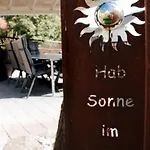 Liebevolles Renoviertes Haus Anno 1858! Prázdninový dům